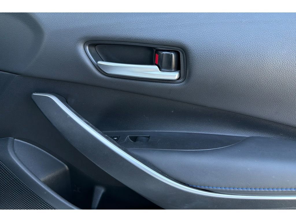 Used 2021 Toyota Corolla SE w/ Carpet Mat Package (TMS) FWD image 19