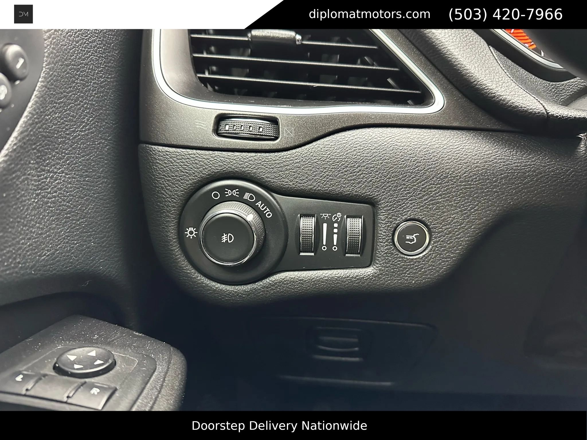 Used 2019 Jeep Cherokee Trailhawk image 37