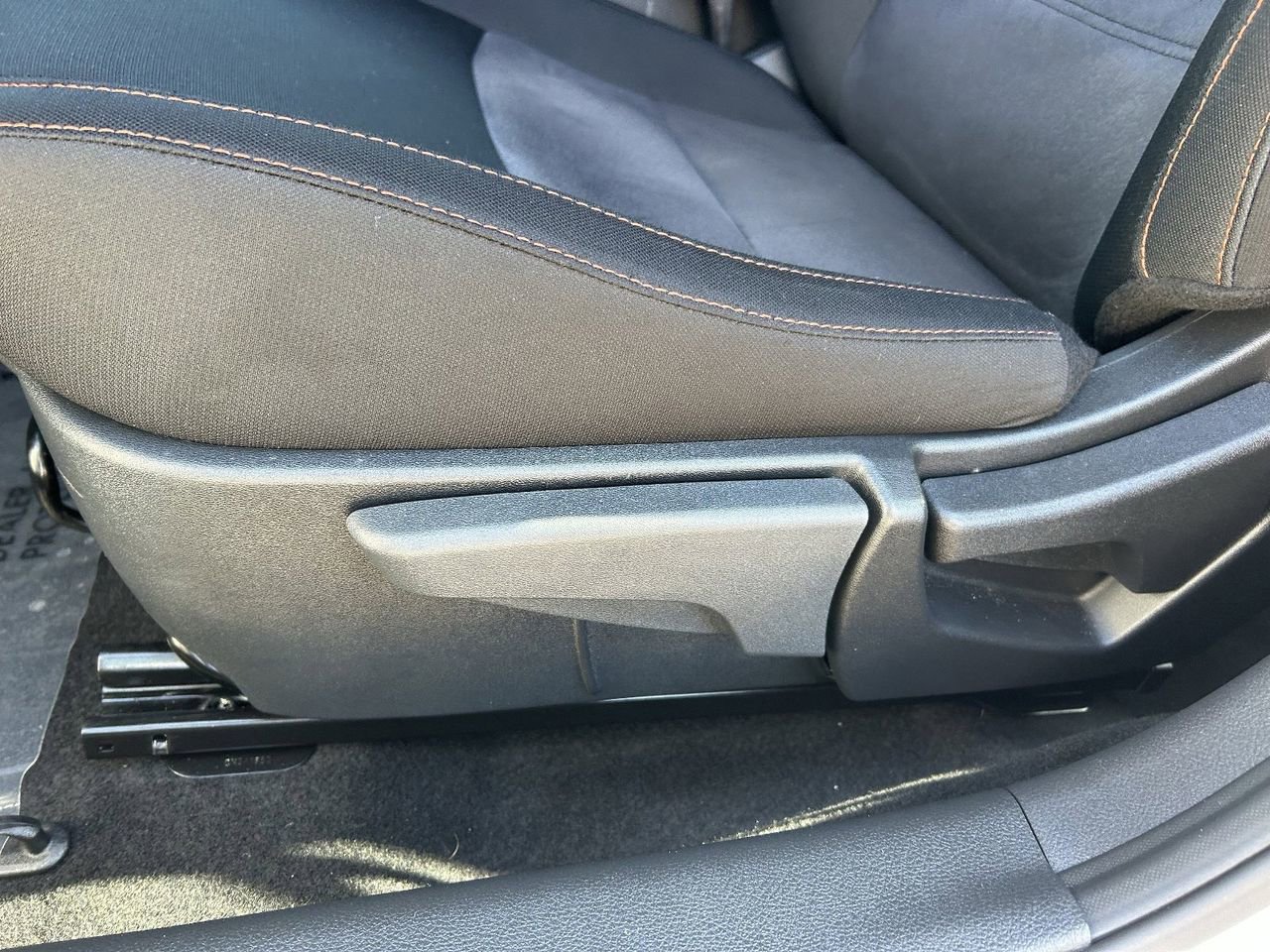 Certified 2025 Nissan Sentra SR image 28