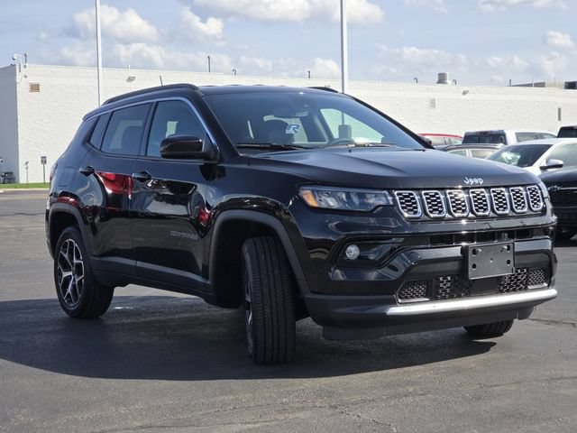 Used 2026 Jeep Compass Limited AWD/4WD image 17