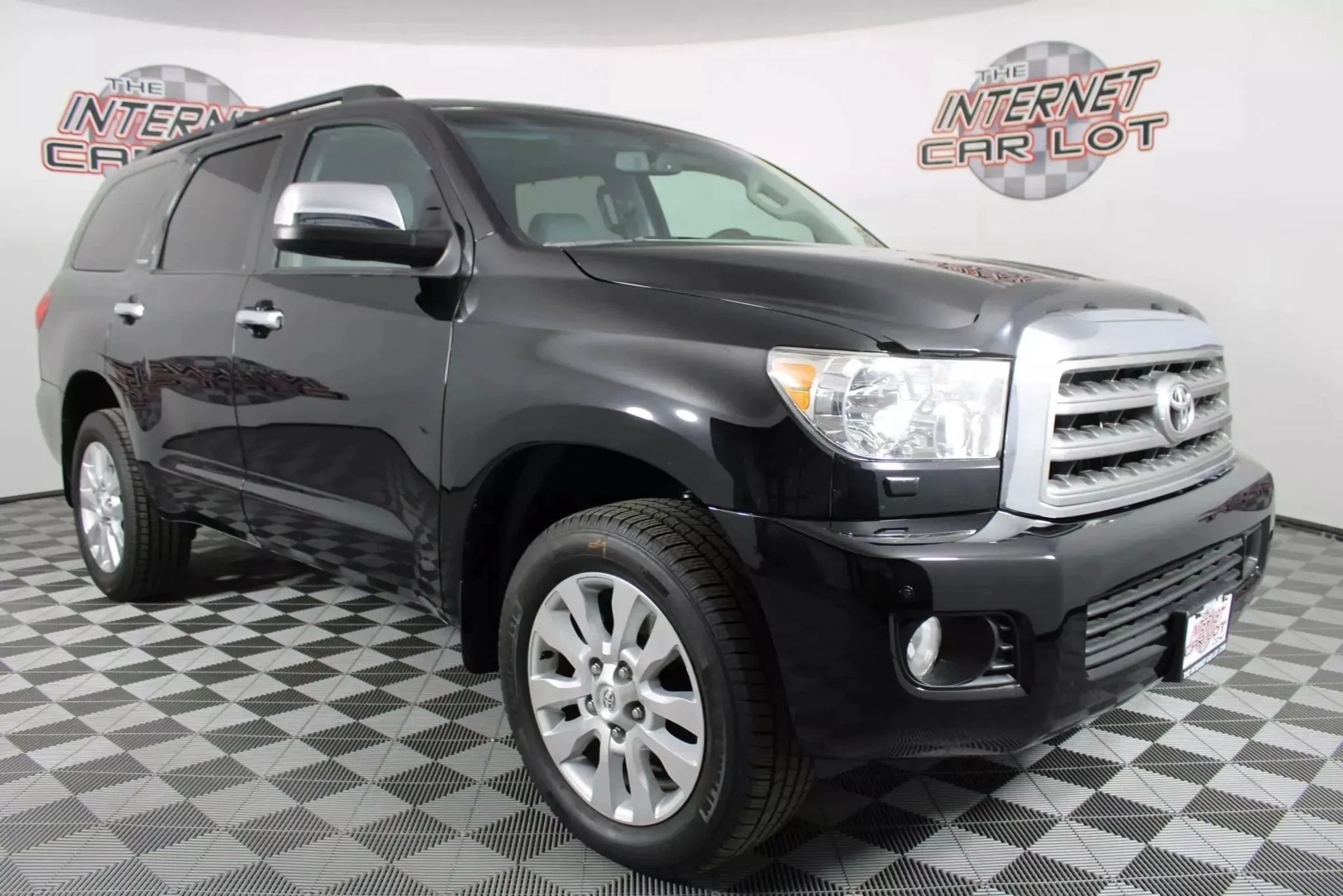 Used 2016 Toyota Sequoia Platinum AWD/4WD image 9