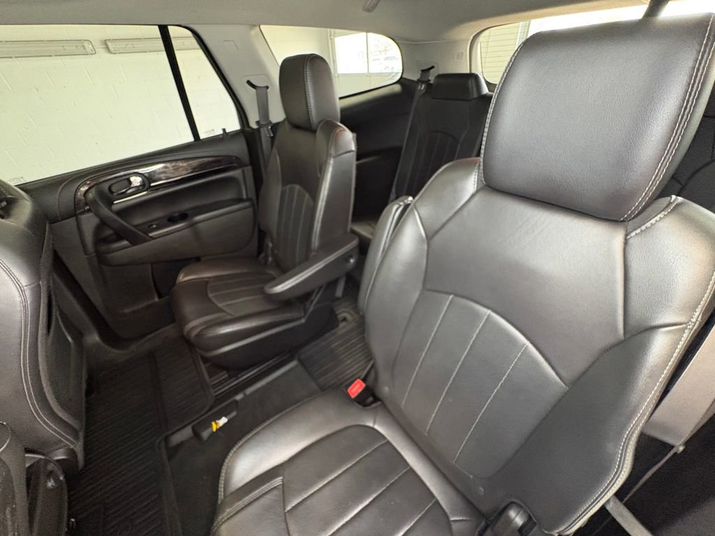 Used 2017 Buick Enclave Leather w/ Trailering Package image 30