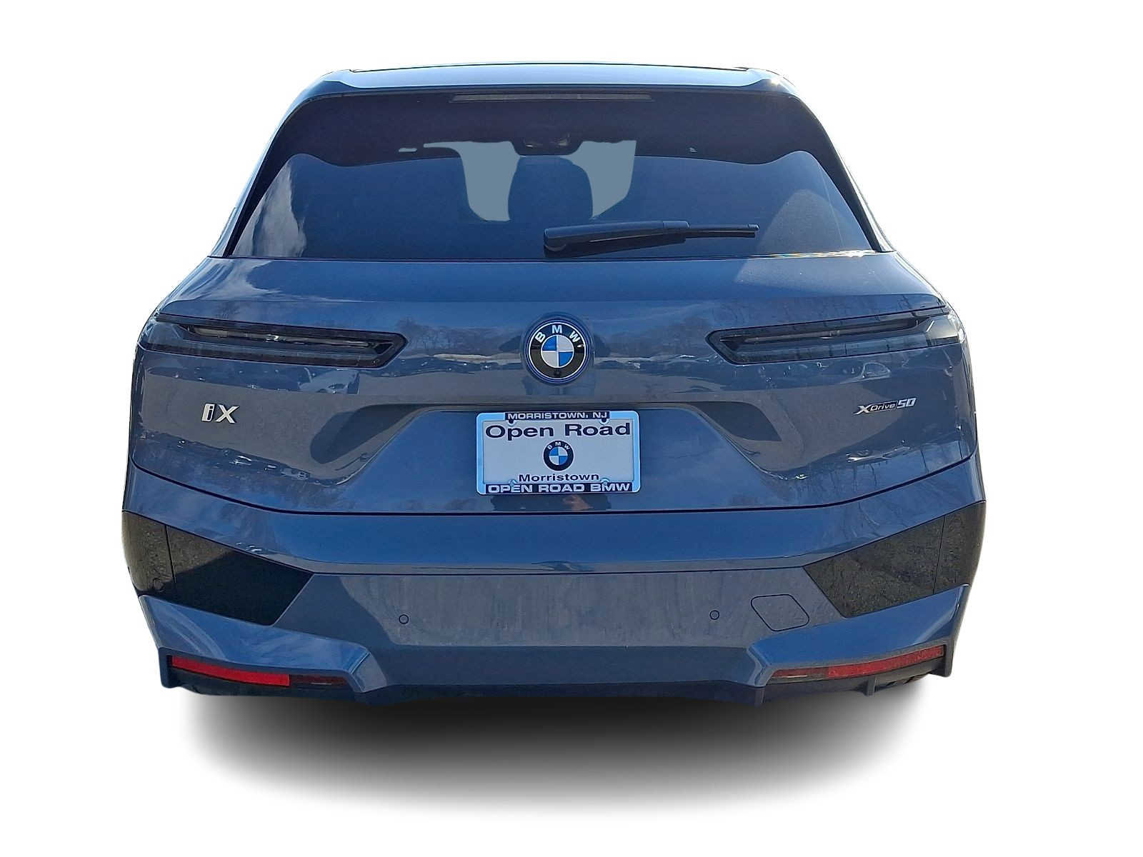 Used 2024 BMW iX xDrive50 w/ Premium Package image 5