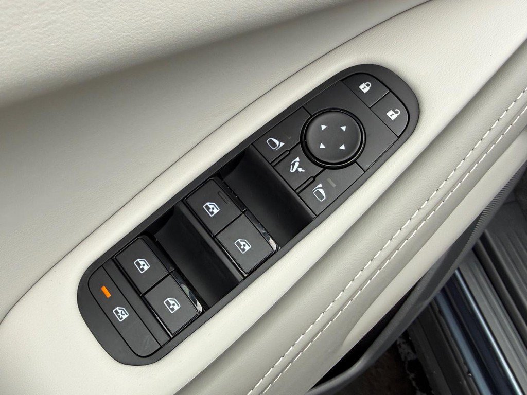 New 2027 INFINITI QX60 Luxe AWD/4WD image 12