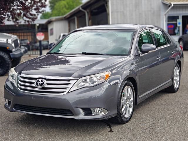 Used 2012 Toyota Avalon FWD image 4