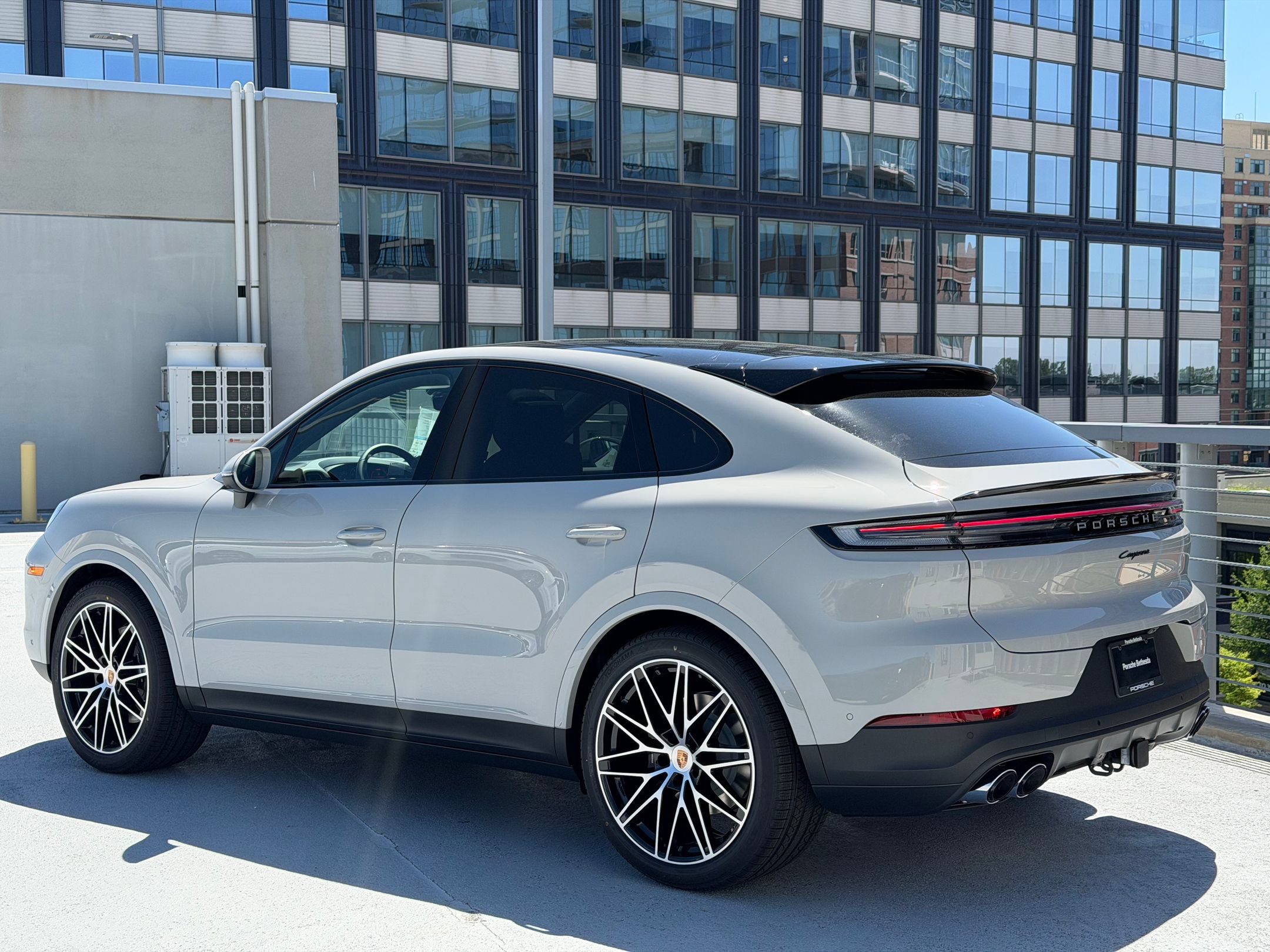 New 2026 Porsche Cayenne Coupe AWD/4WD image 3