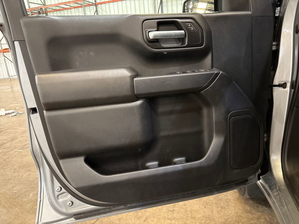 Used 2023 Chevrolet Silverado 1500 Custom image 10