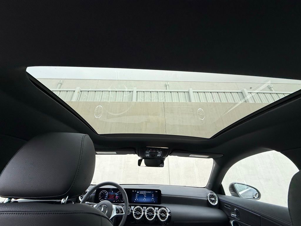 Used 2026 Mercedes-Benz CLA 250 image 8