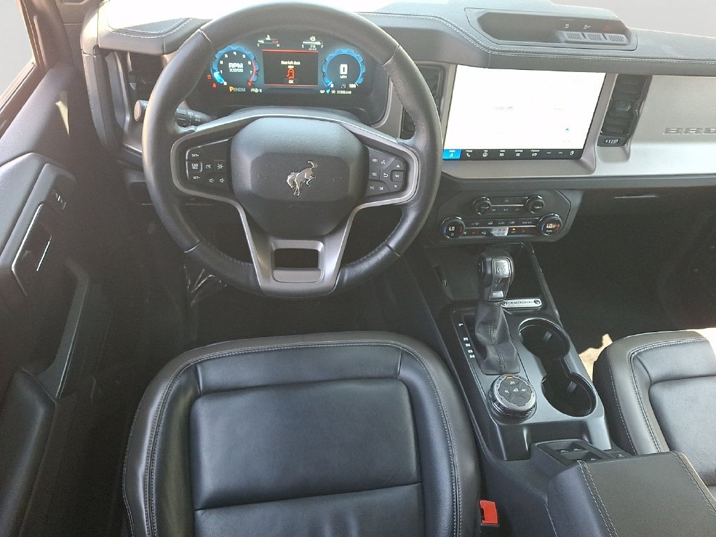 Used 2025 Ford Bronco Outer Banks AWD/4WD image 12