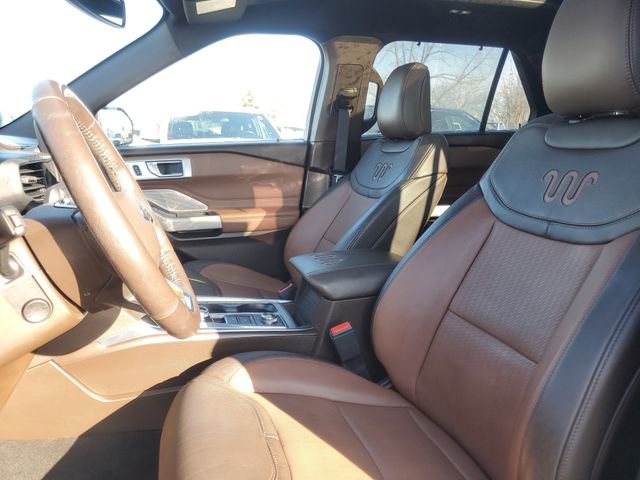 Used 2022 Ford Explorer King Ranch w/ Technology Package image 5