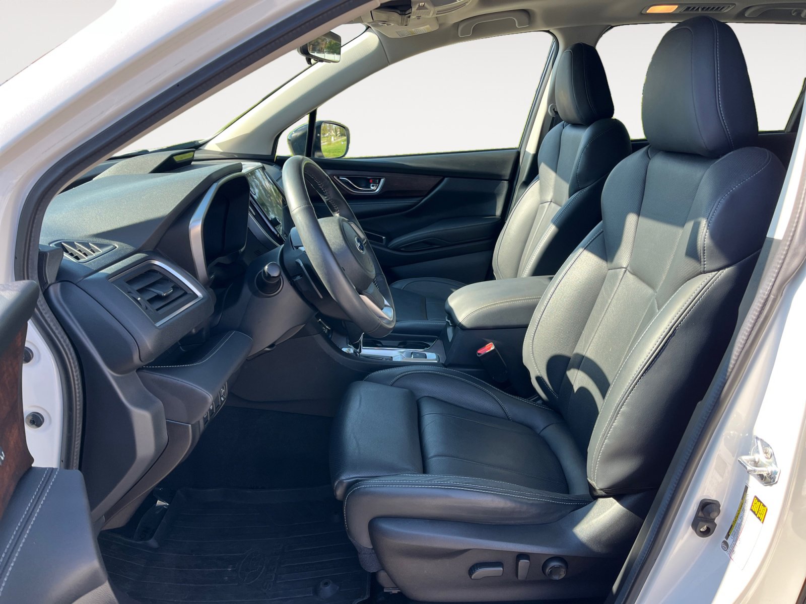 Certified 2024 Subaru Ascent Touring AWD/4WD image 11