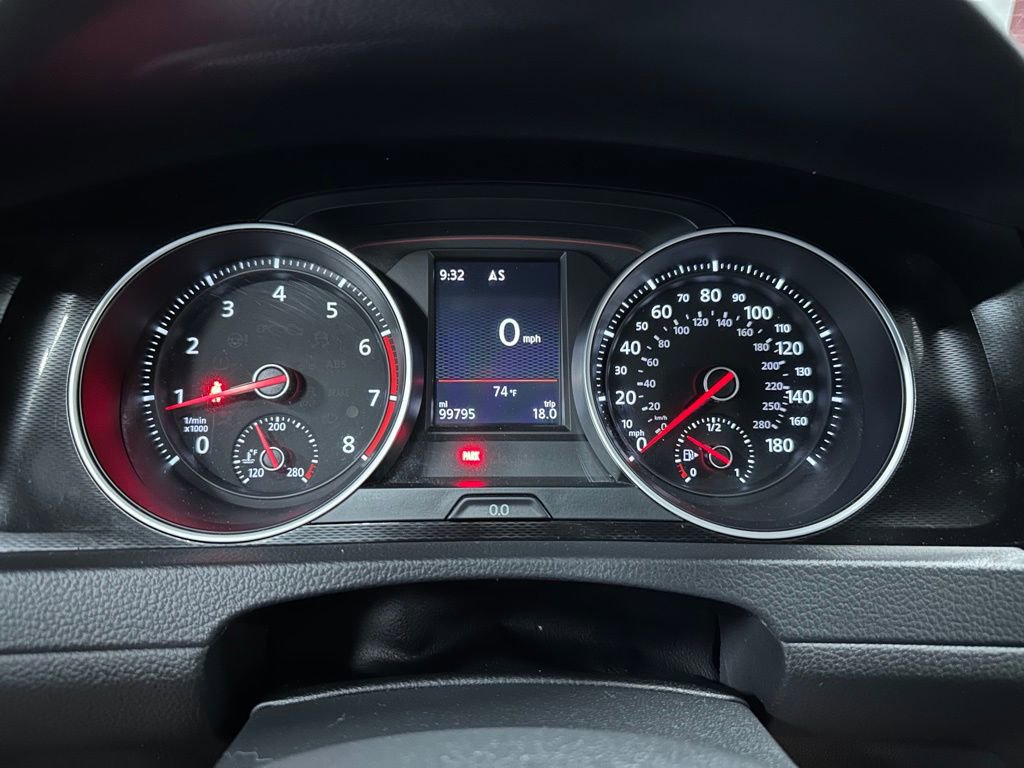 Used 2017 Volkswagen GTI S image 18