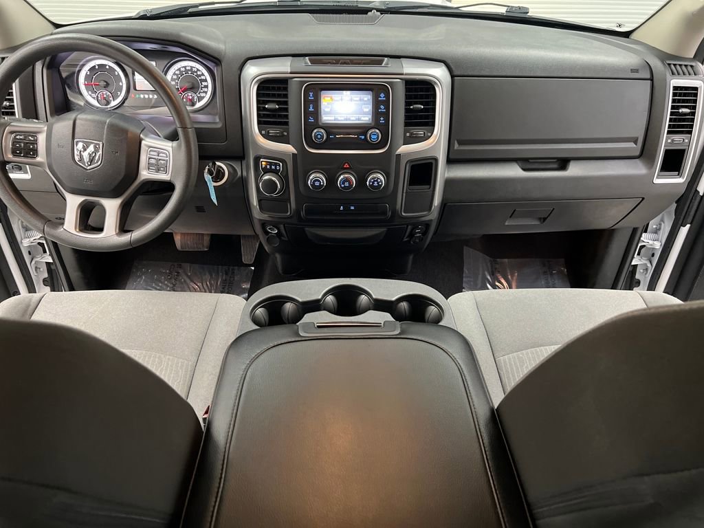 Used 2024 RAM 1500 Classic SLT image 31