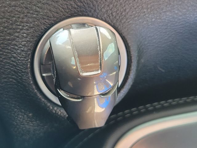 Used 2019 Dodge Challenger SXT RWD image 27