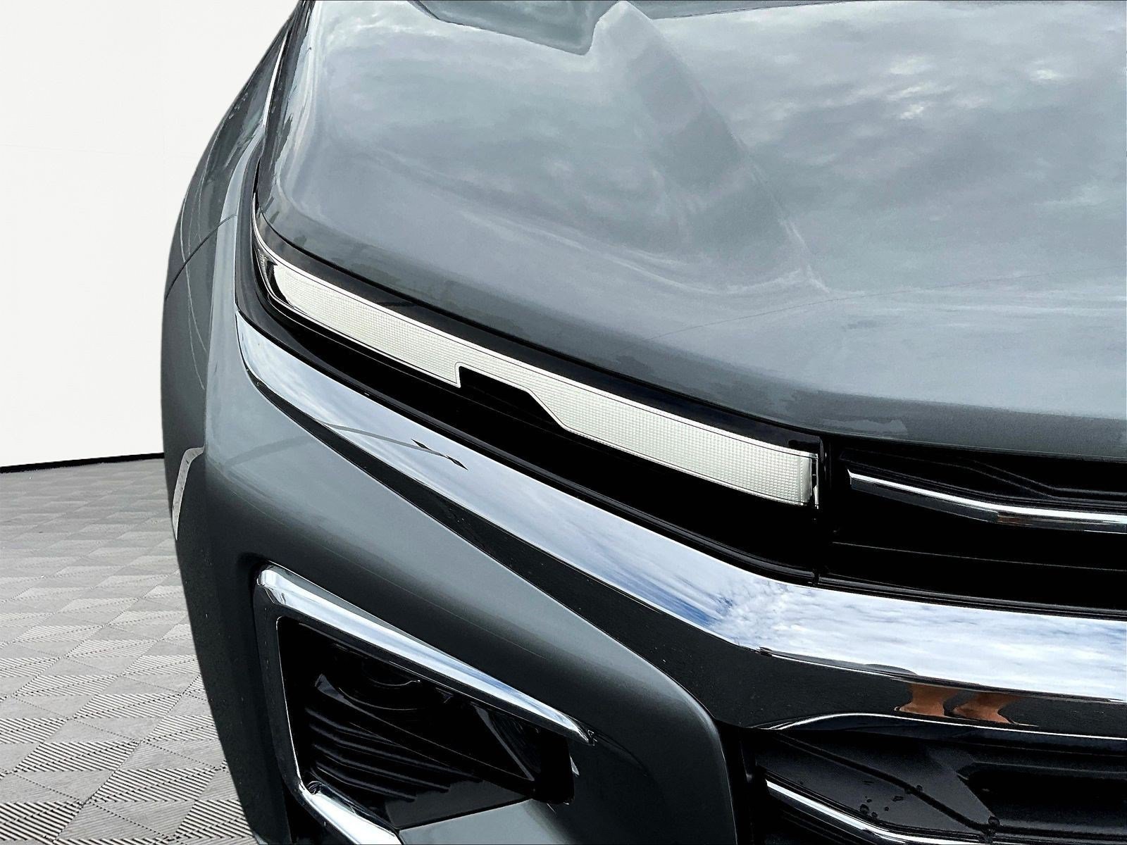 New 2027 Chevrolet Traverse LT w/ Sun and Wheel Package AWD/4WD image 8
