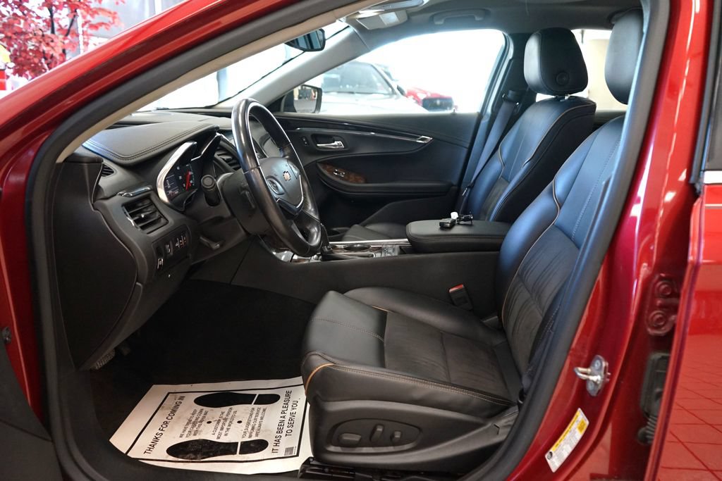 Used 2015 Chevrolet Impala LT FWD image 24