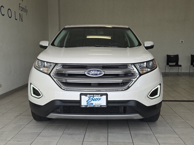 Used 2016 Ford Edge Titanium w/ Class II Trailer Tow Package AWD/4WD image 2