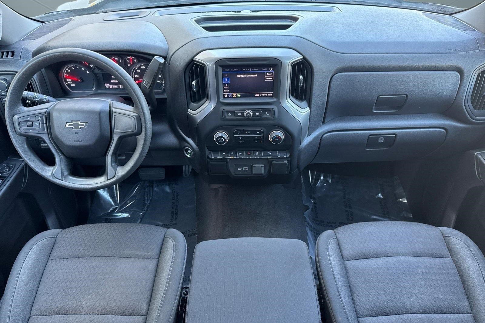 Used 2024 Chevrolet Silverado 1500 Custom Trail Boss w/ Turbomax Blackout Package image 16