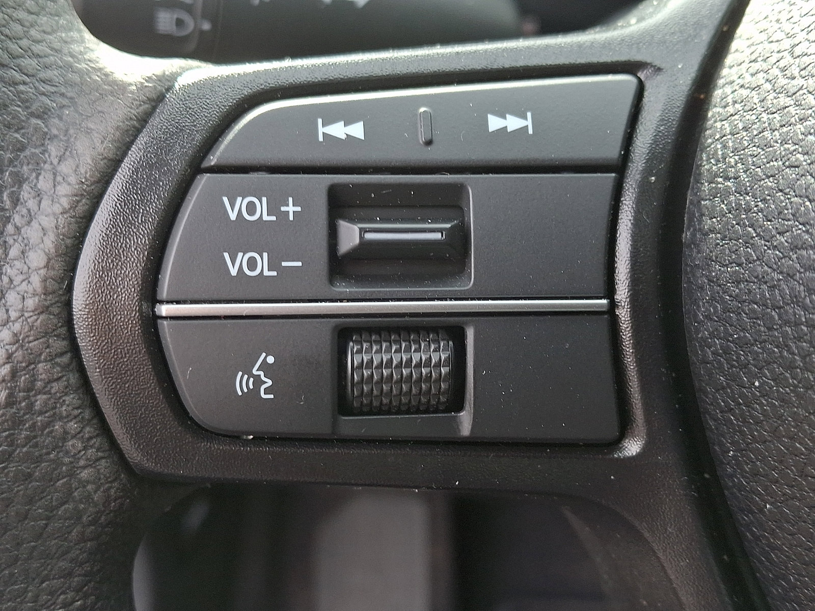 Certified 2025 Honda Accord SE image 23