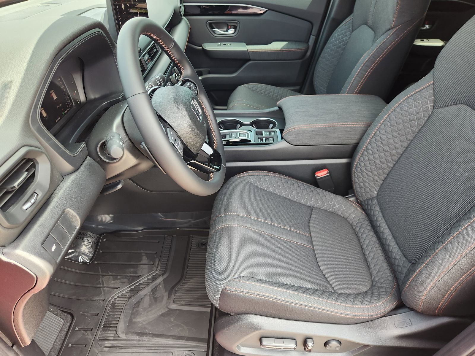 New 2026 Honda Pilot Sport image 16