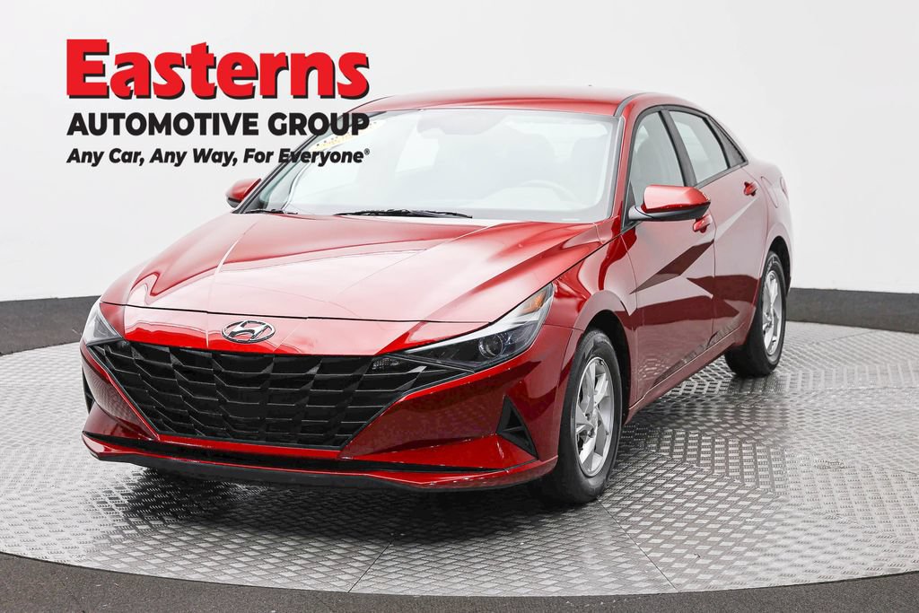 Used 2023 Hyundai Elantra SE FWD video 1