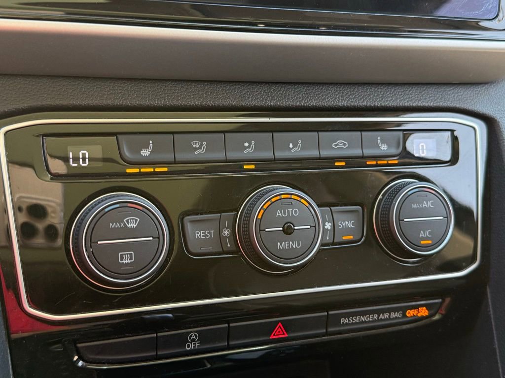 Certified 2023 Volkswagen Atlas SEL R-Line image 15