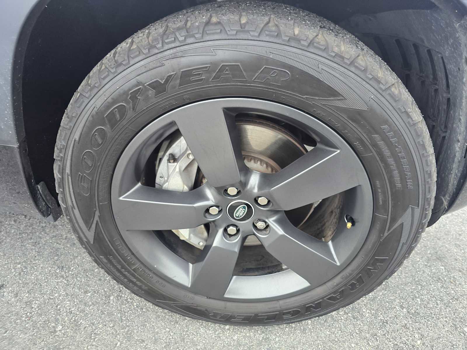 Used 2022 Land Rover Defender 110 X-Dynamic HSE image 9