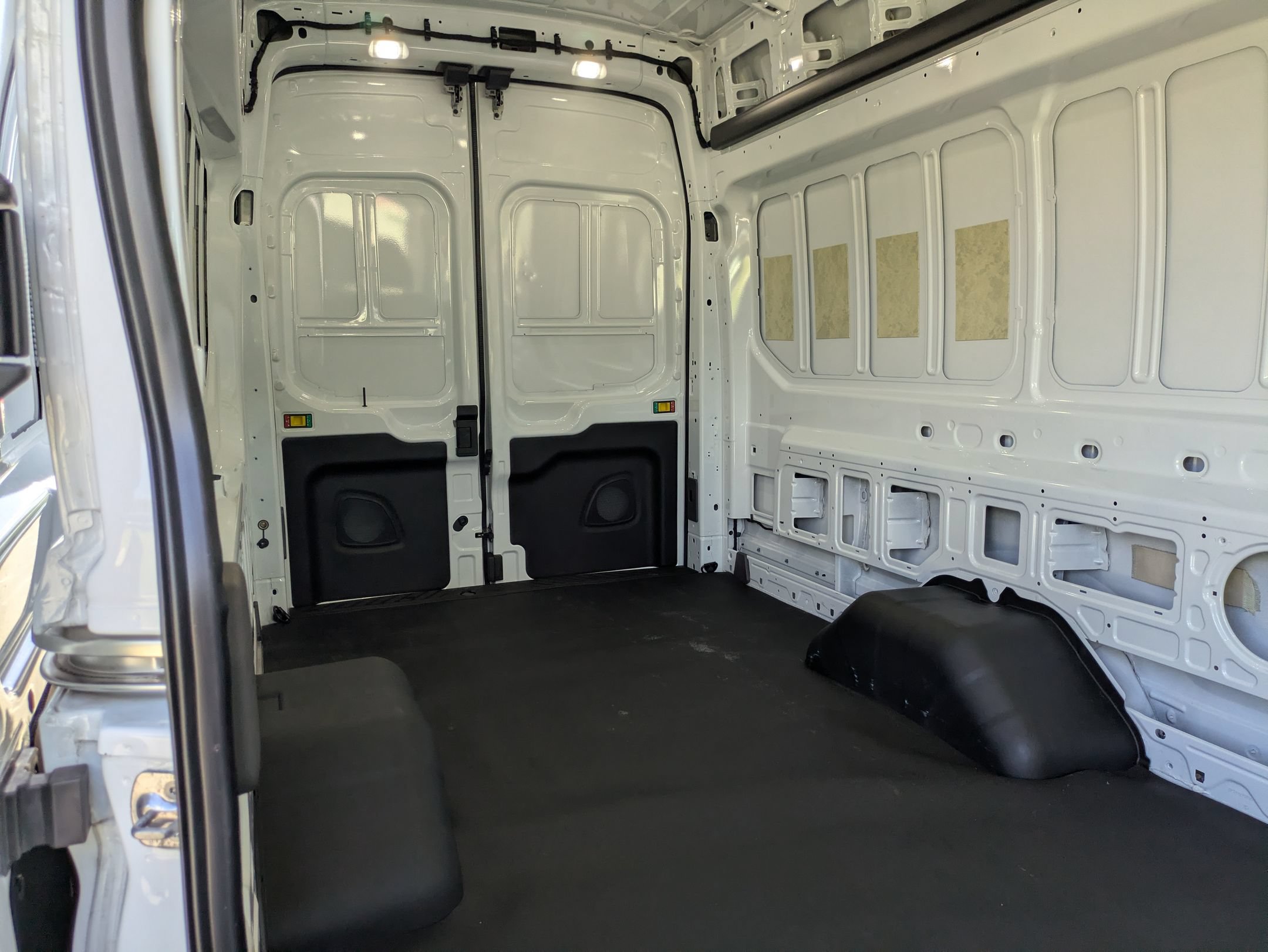 Used 2025 Ford Transit 350 148 High Roof Extended DRW RWD image 29
