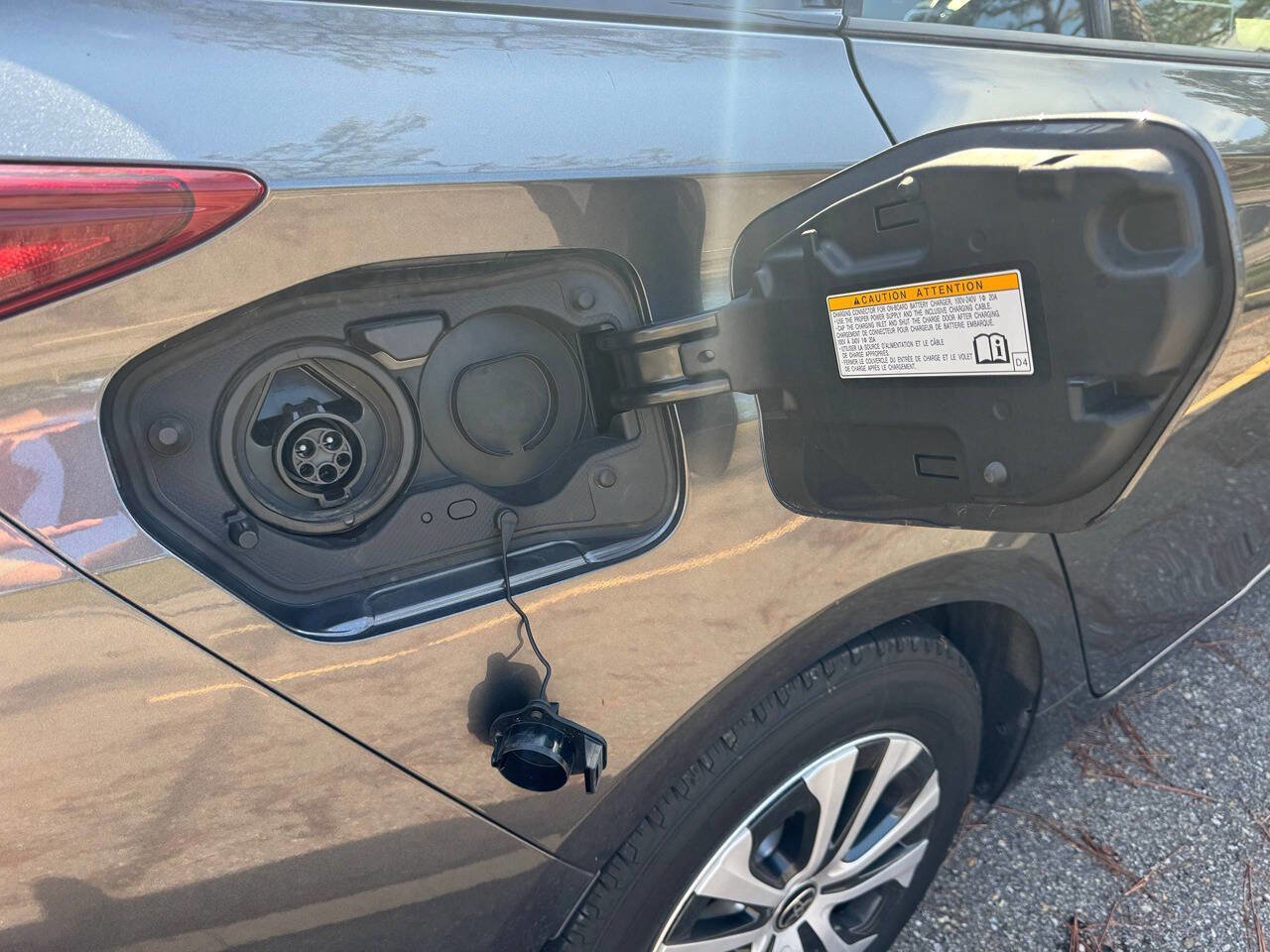 Used 2021 Toyota Prius Prime LE image 18