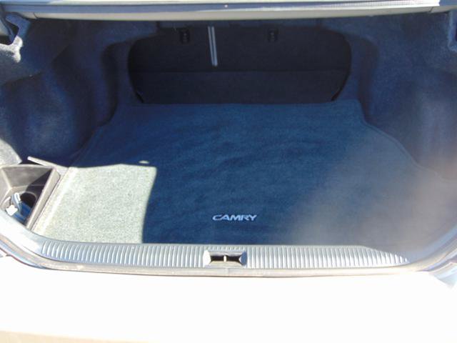 Used 2004 Toyota Camry SE FWD image 13