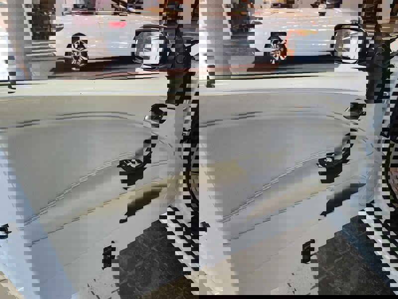 Used 2008 Saab 9-3 2.0T w/ Cold Weather Package image 6