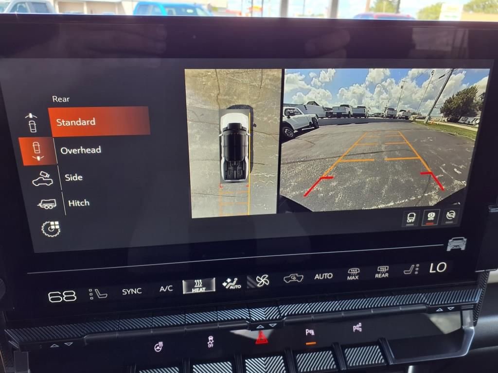 New 2026 GMC Hummer EV 4x4 Crew Cab image 12