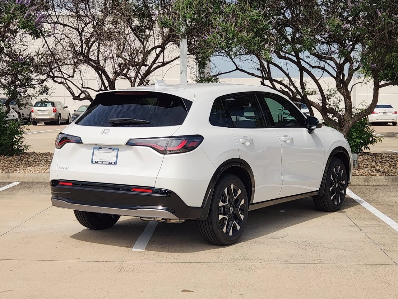 New 2027 Honda HR-V EX-L image 3