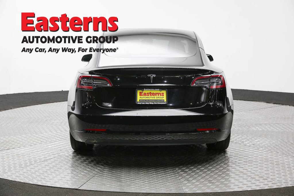 Used 2021 Tesla Model 3 Standard Range Plus image 6