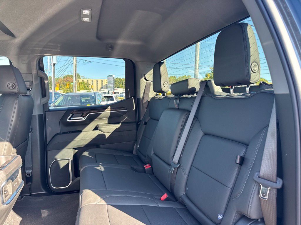 New 2026 GMC Sierra 1500 SLT w/ SLT Convenience Package AWD/4WD image 31
