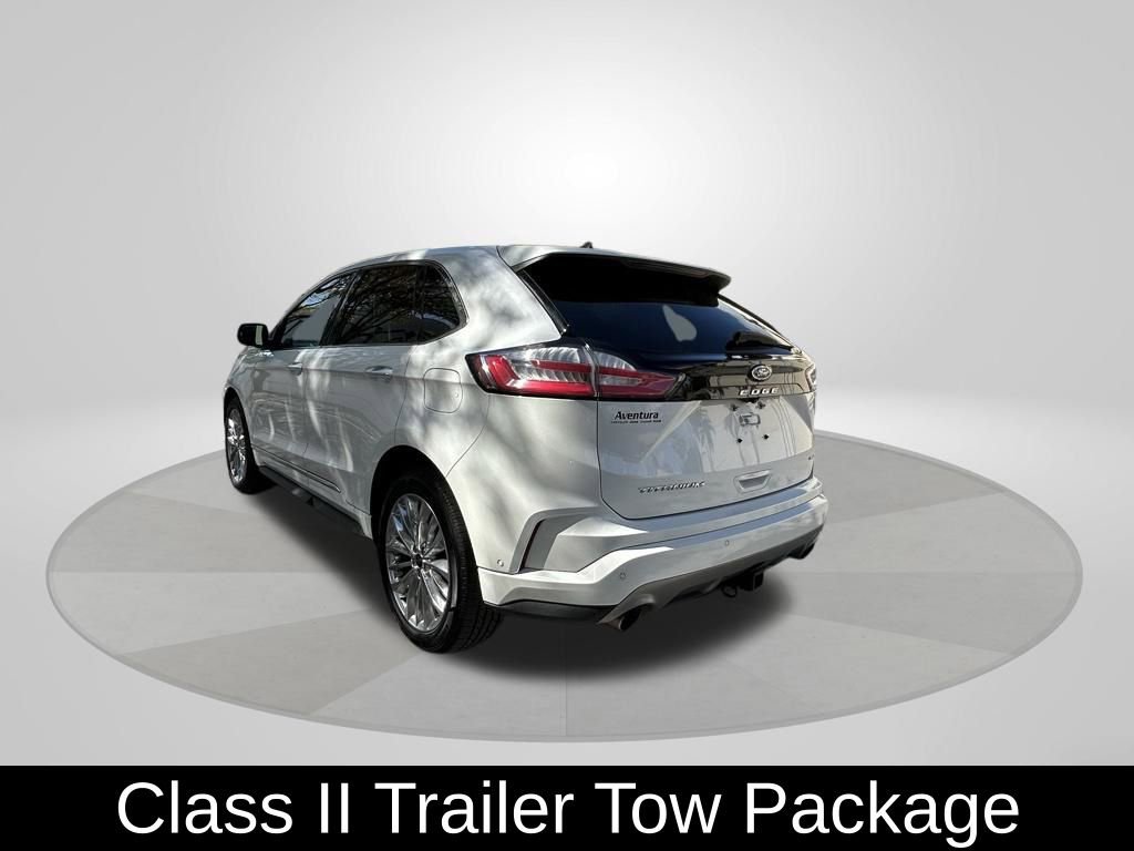 Used 2021 Ford Edge Titanium w/ Equipment Group 301A image 5