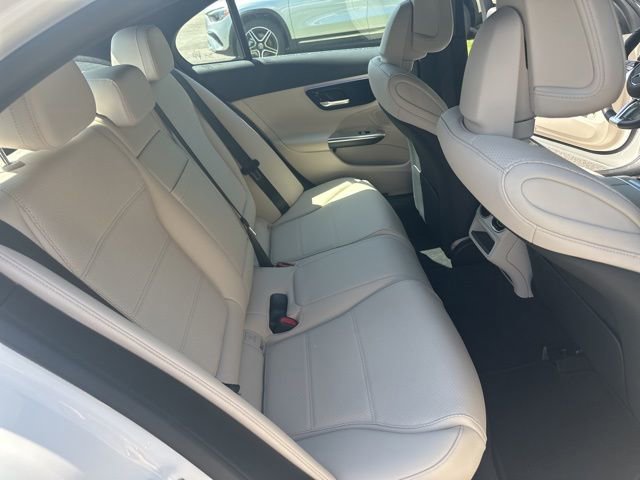 Used 2025 Mercedes-Benz C 300 4MATIC Sedan image 15