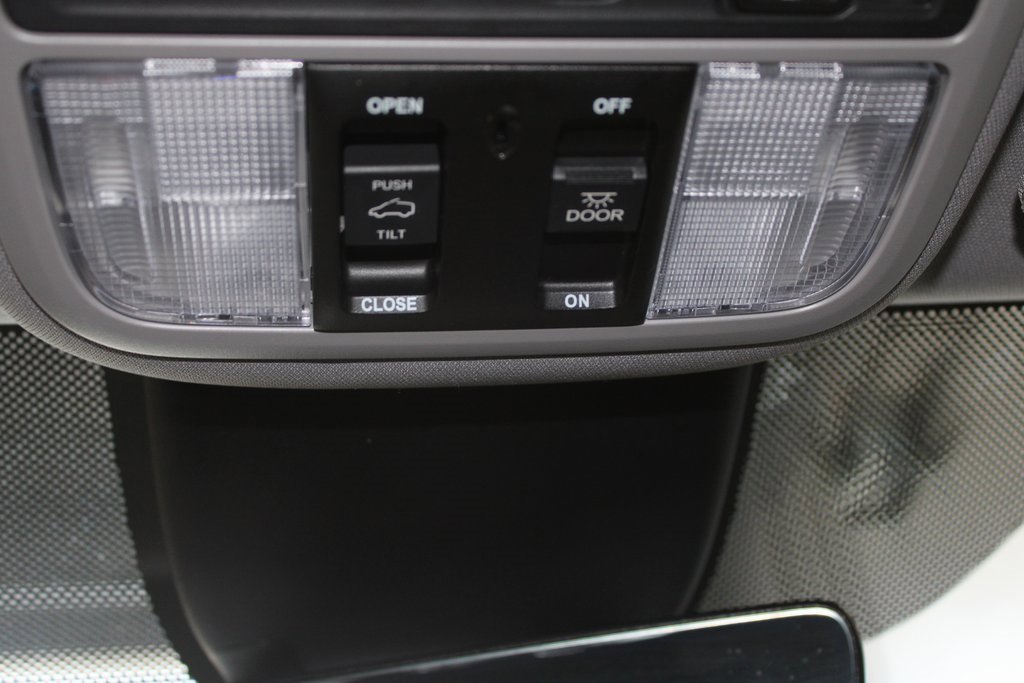 Used 2023 Honda Odyssey Elite image 48