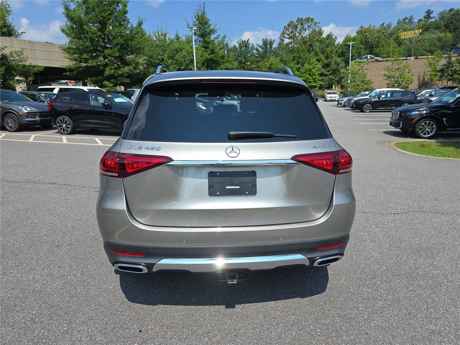 Used 2020 Mercedes-Benz GLE 450 4MATIC image 4