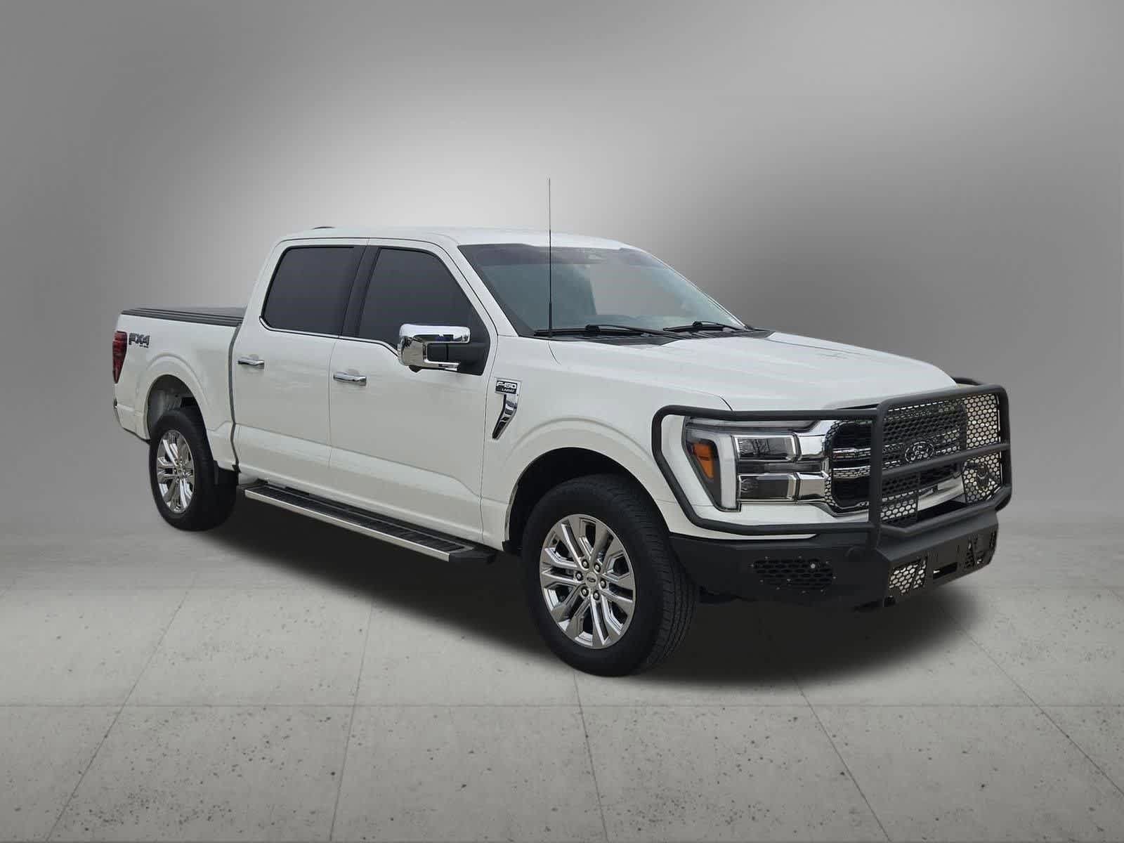 Used 2025 Ford F150 Lariat w/ Equipment Group 501A Mid AWD/4WD image 8