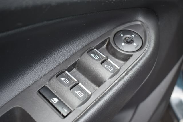 Used 2019 Ford Escape Titanium AWD/4WD image 20