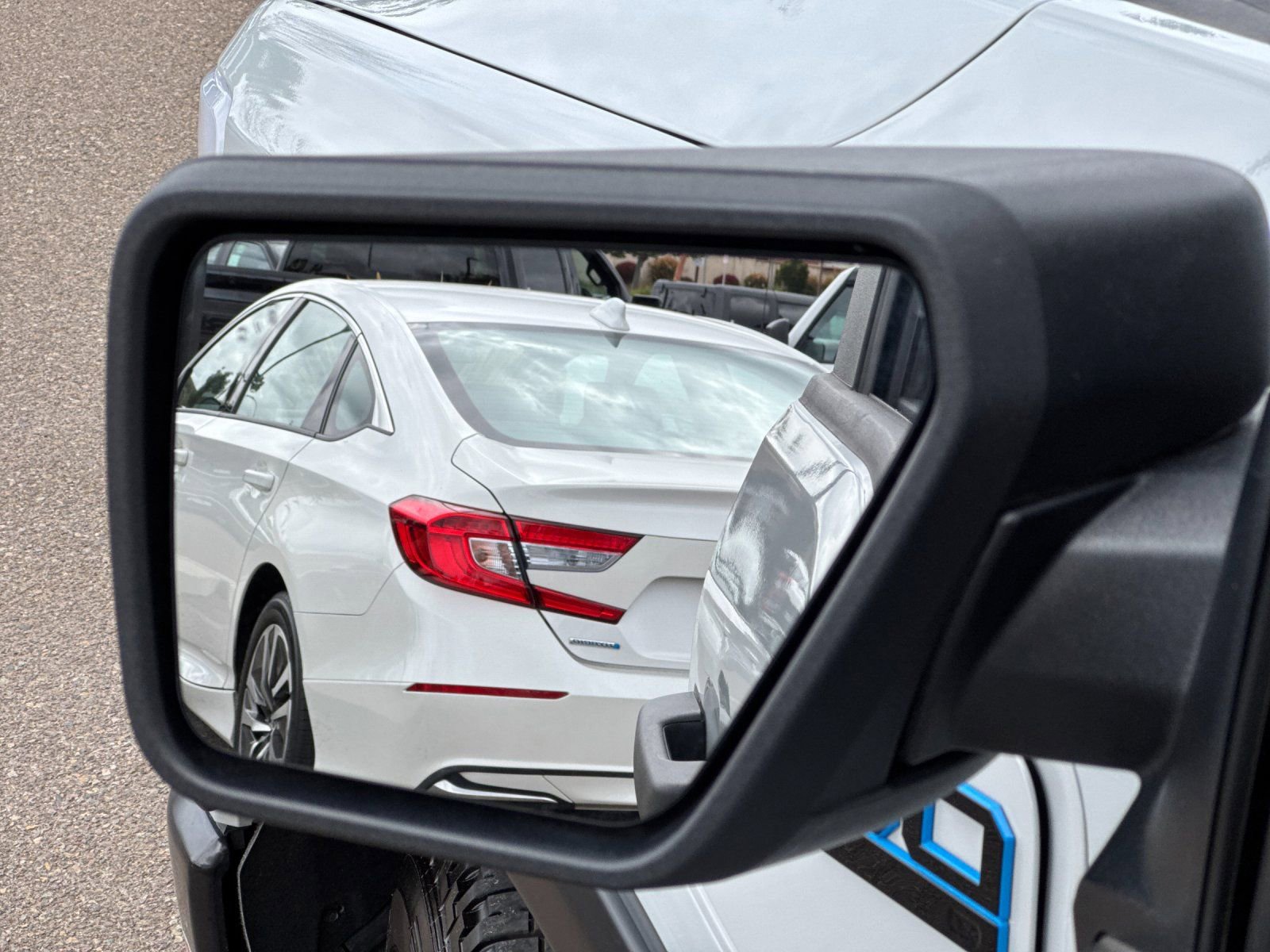 Used 2024 Ford F150 Lightning Pro image 31