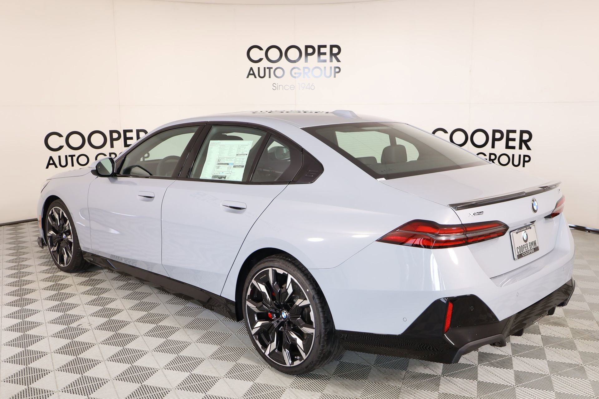 New 2026 BMW 540i xDrive w/ M Sport Package image 23