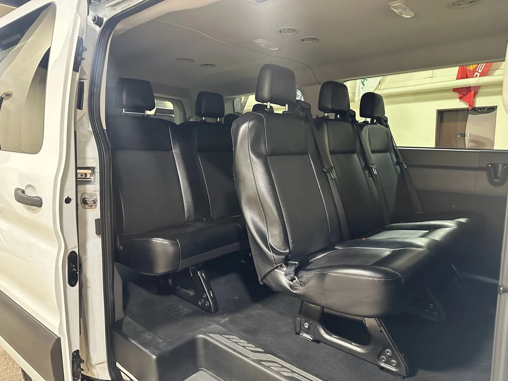 Used 2020 Ford Transit 150 XL RWD image 31