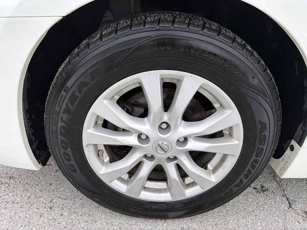 Used 2014 Nissan Altima 2.5 S w/ Sport Value Package image 8