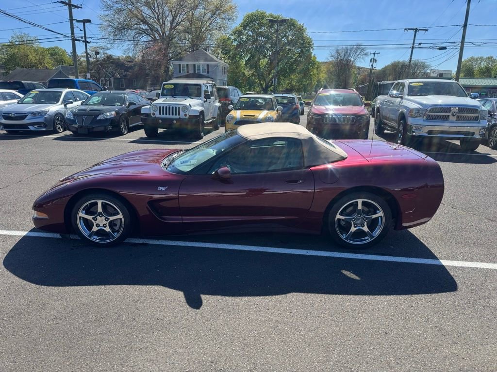 Used 2003 Chevrolet Corvette Convertible w/ Preferred Equipment Group1 RWD image 11