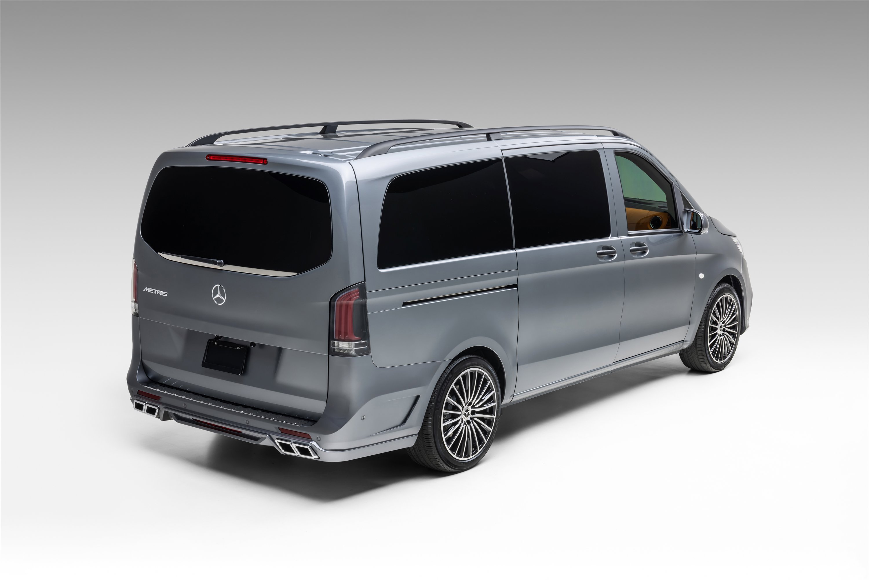 Used 2022 Mercedes-Benz Metris Passenger image 14