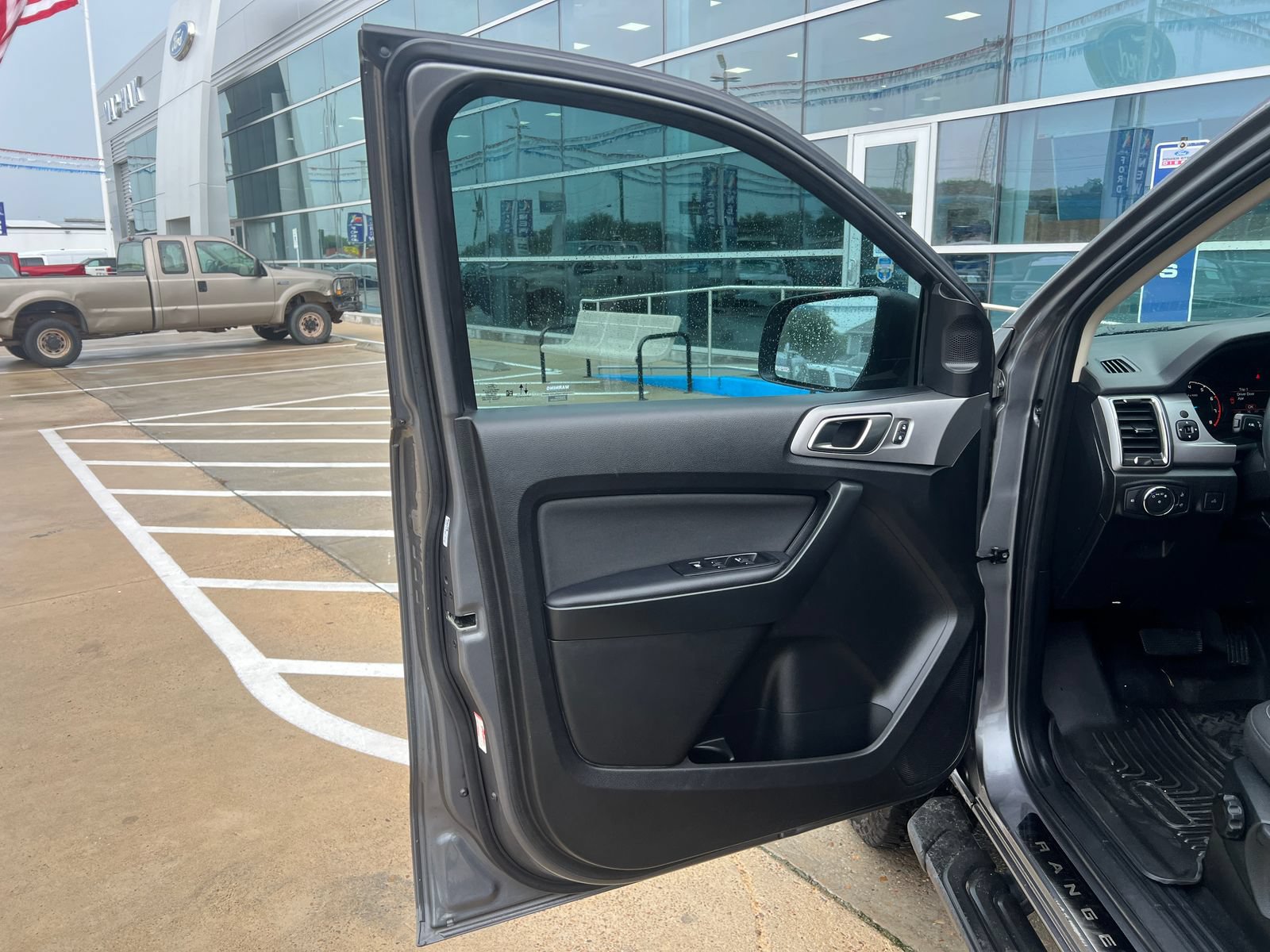 Used 2022 Ford Ranger XLT w/ Equipment Group 301A Mid RWD image 10