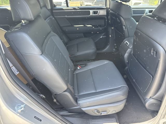 New 2026 Hyundai Santa Fe Limited FWD image 15