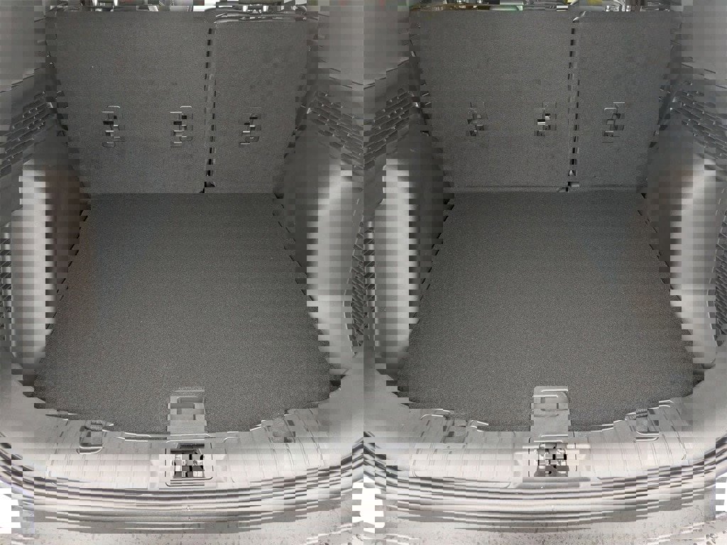 New 2026 Ford Escape ST-Line w/ Tech Pack #1 image 7